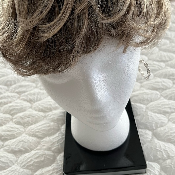 Silver colored hoop earrings. 2 pair. New, never used. - Picture 3 of 3